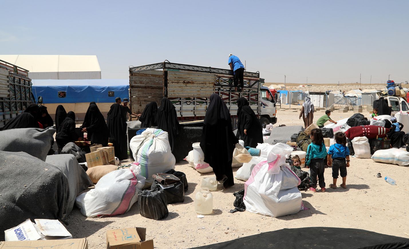 29-vuotiaan Isis-äidin palautus aiheutti Norjassa hallituskriisin. Kuvaa al-Holin leiriltä Syyriasta.