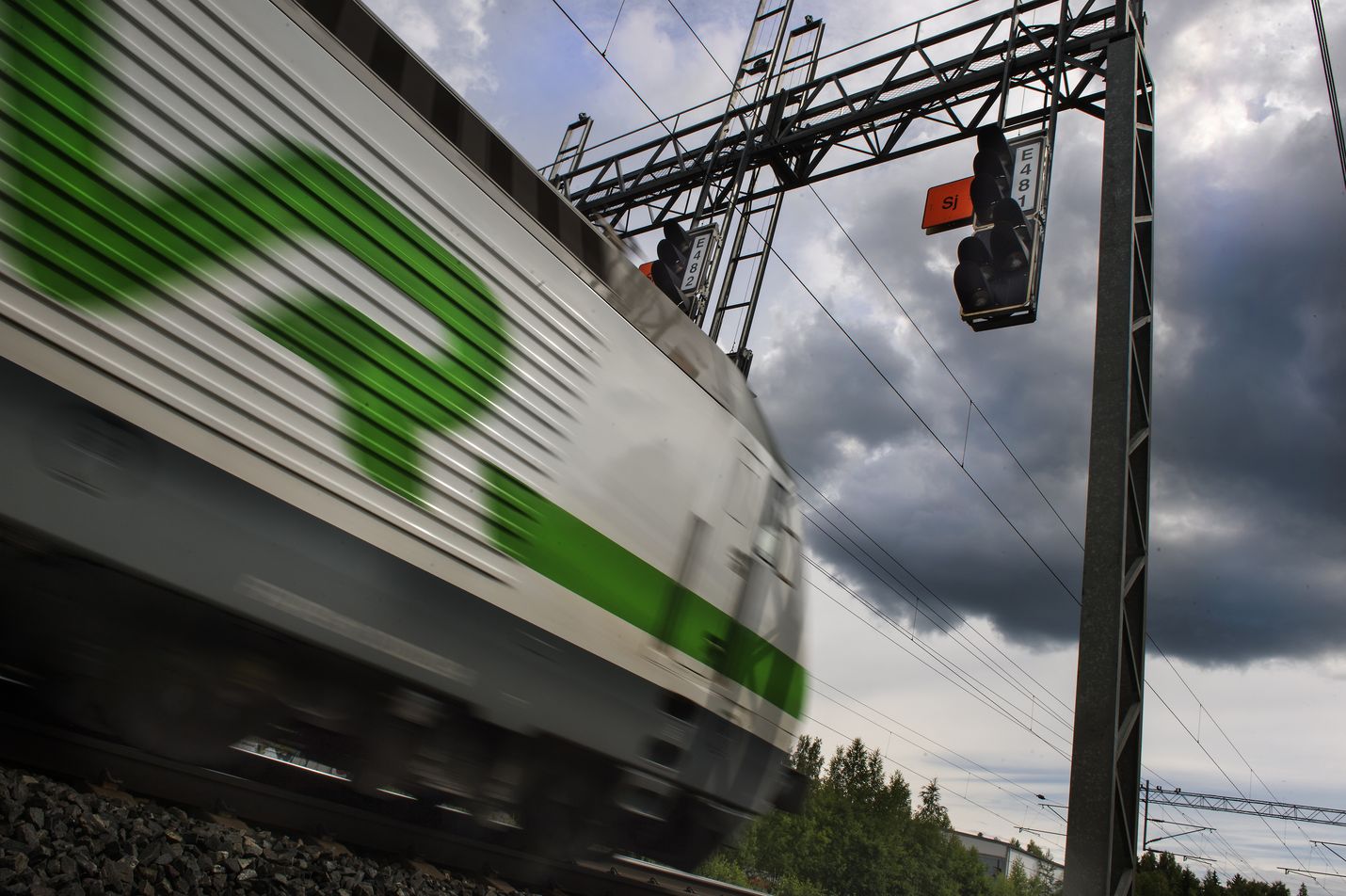 Turun tunnin juna valmistumisarvio on nyt vuoden 2031 loppu. Helsingin ja Tampereen välinen nykyistä nopeampi liikenne voisi alkaa vuonna 2036.