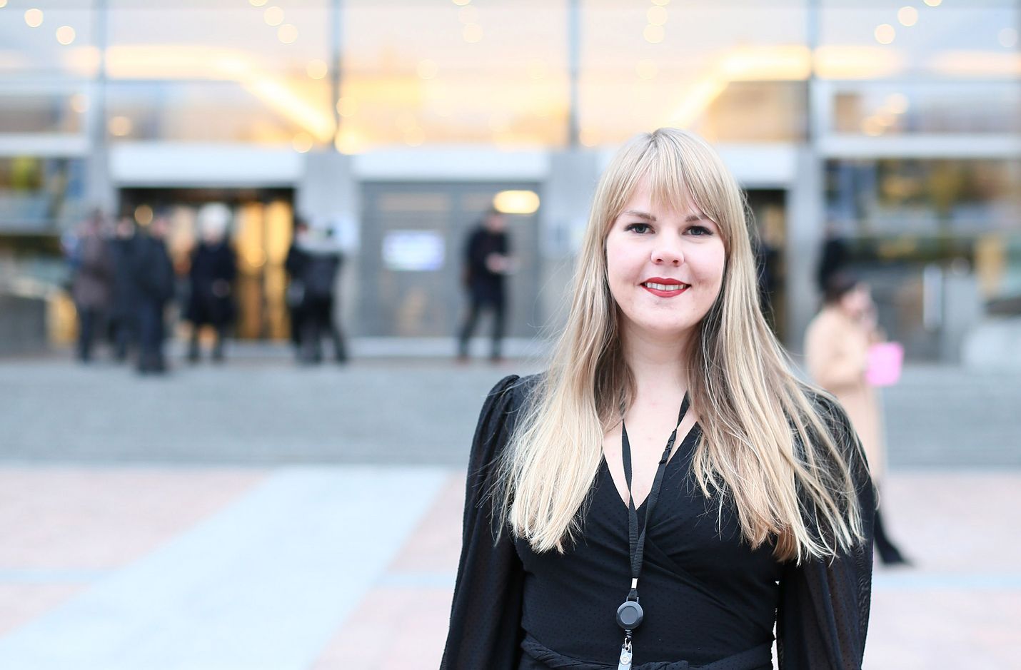 Alviina Alametsän työ Euroopan parlamentissa alkoi helmikuun alussa. Hänellä oli hyvin aikaa sopeutua uuden tehtävän vastaanottamiseen, sillä vaalit pidettiin viime keväänä.