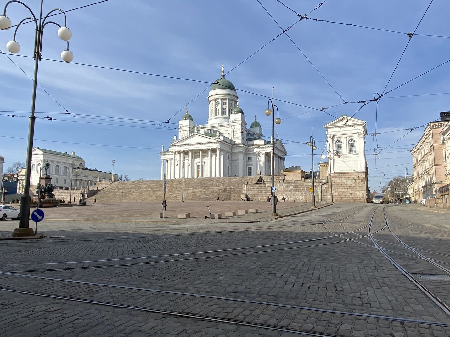 Senaatintori oli keskiviikkona hiljainen.
