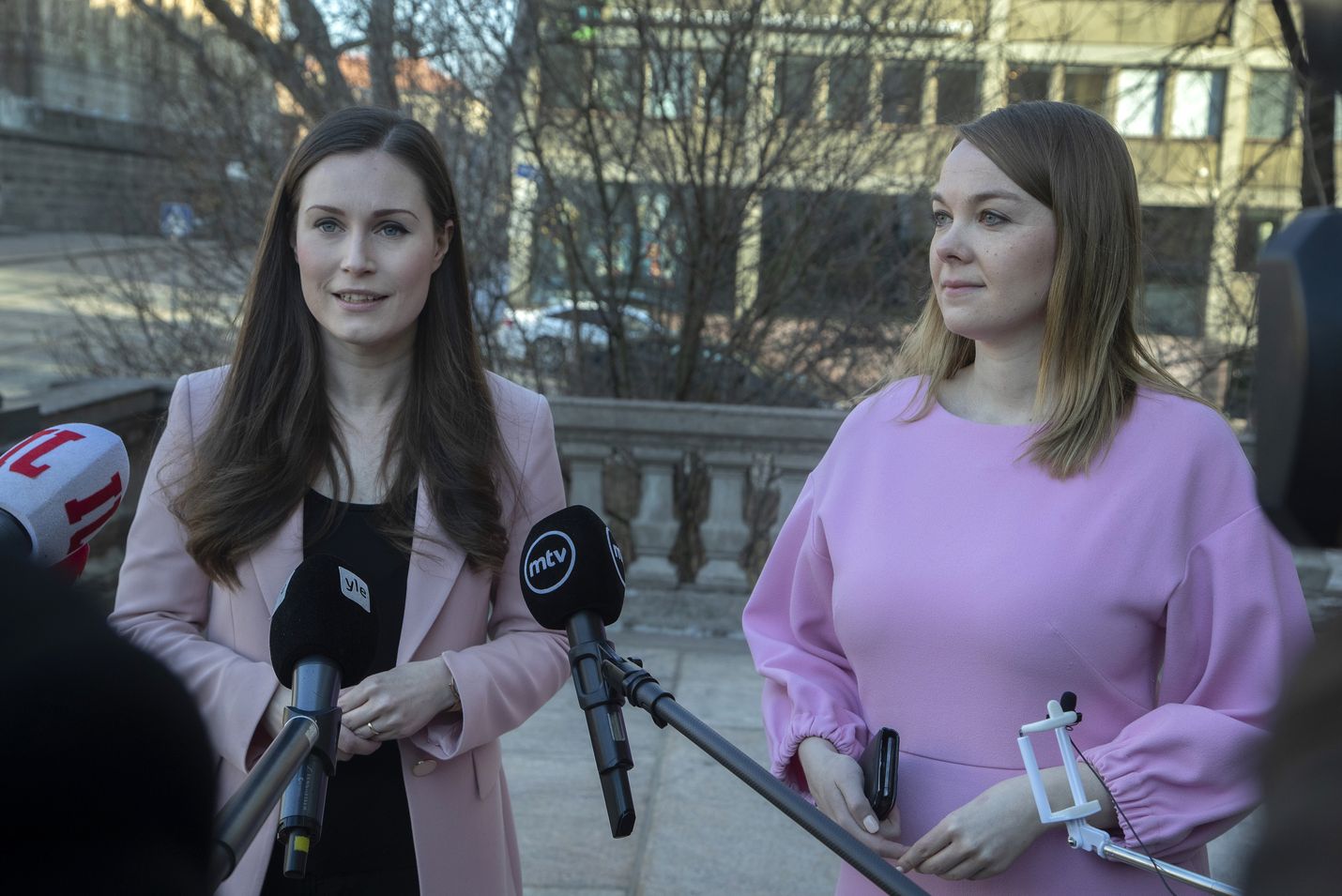 Finnish government ministers are meeting for two days of budget talks largely focused on the impact of the coronavirus pandemic. Prime Minister Sanna Marin (SDP), left, and Finance Minister (Katri Kulmuni) are the key politicians in tackling the economic crisis.