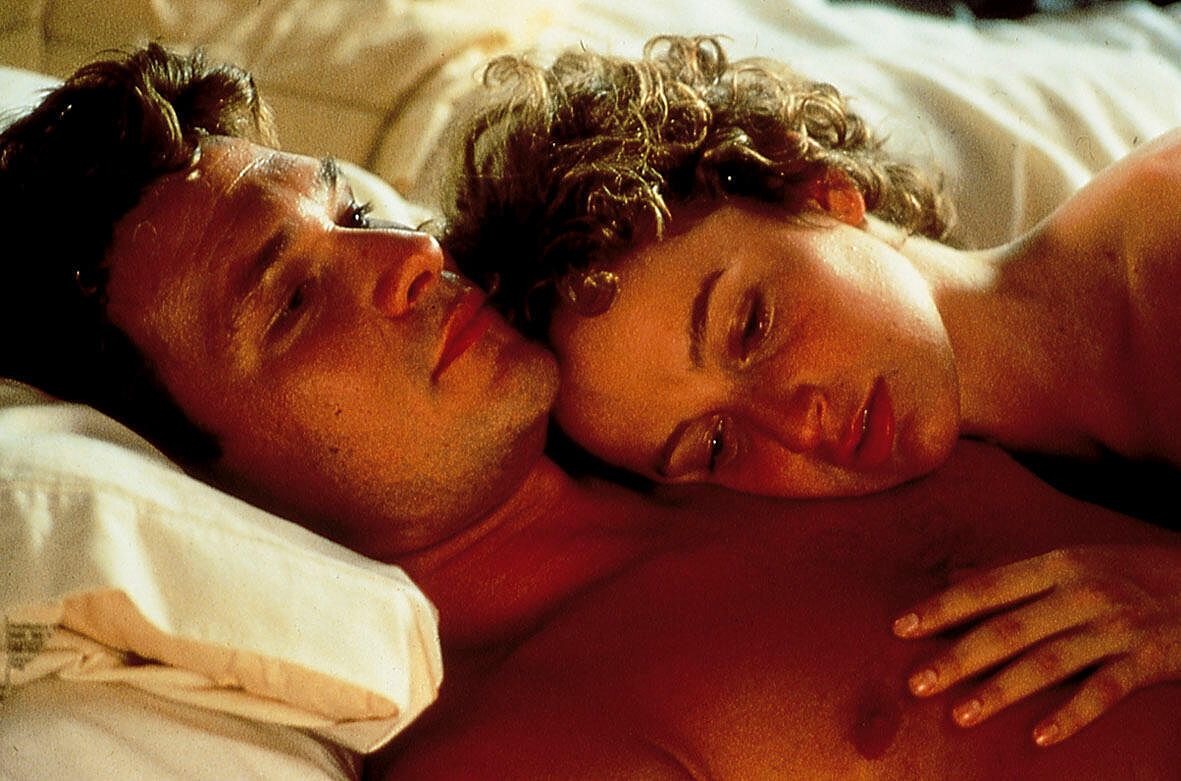 Menestyselokuva kertoo nuoren naisen (Jennifer Gray) rakkaudesta tanssinopettajaansa (Patrick Swayze) suositussa perhelomakohteessa kesällä 1963.