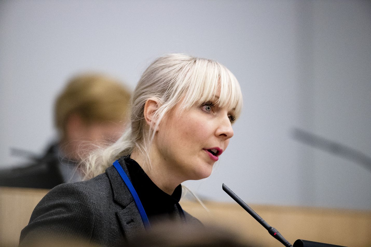 Perussuomalaisten europarlamentaarikko Laura Huhtasaari iloitsi eduskunnan perjantaisesta äänestystuloksesta.