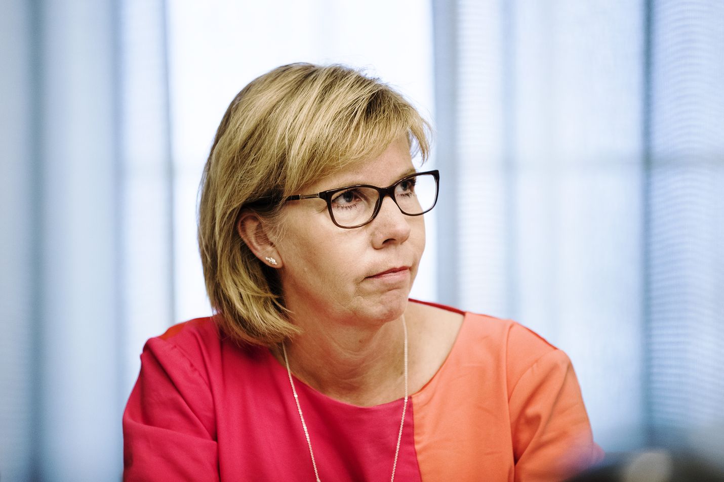 Seksuaalirikoslainsäädännön kokonaisuudistusta koskeva mietintö luovutettiin tiistaina oikeusministeri