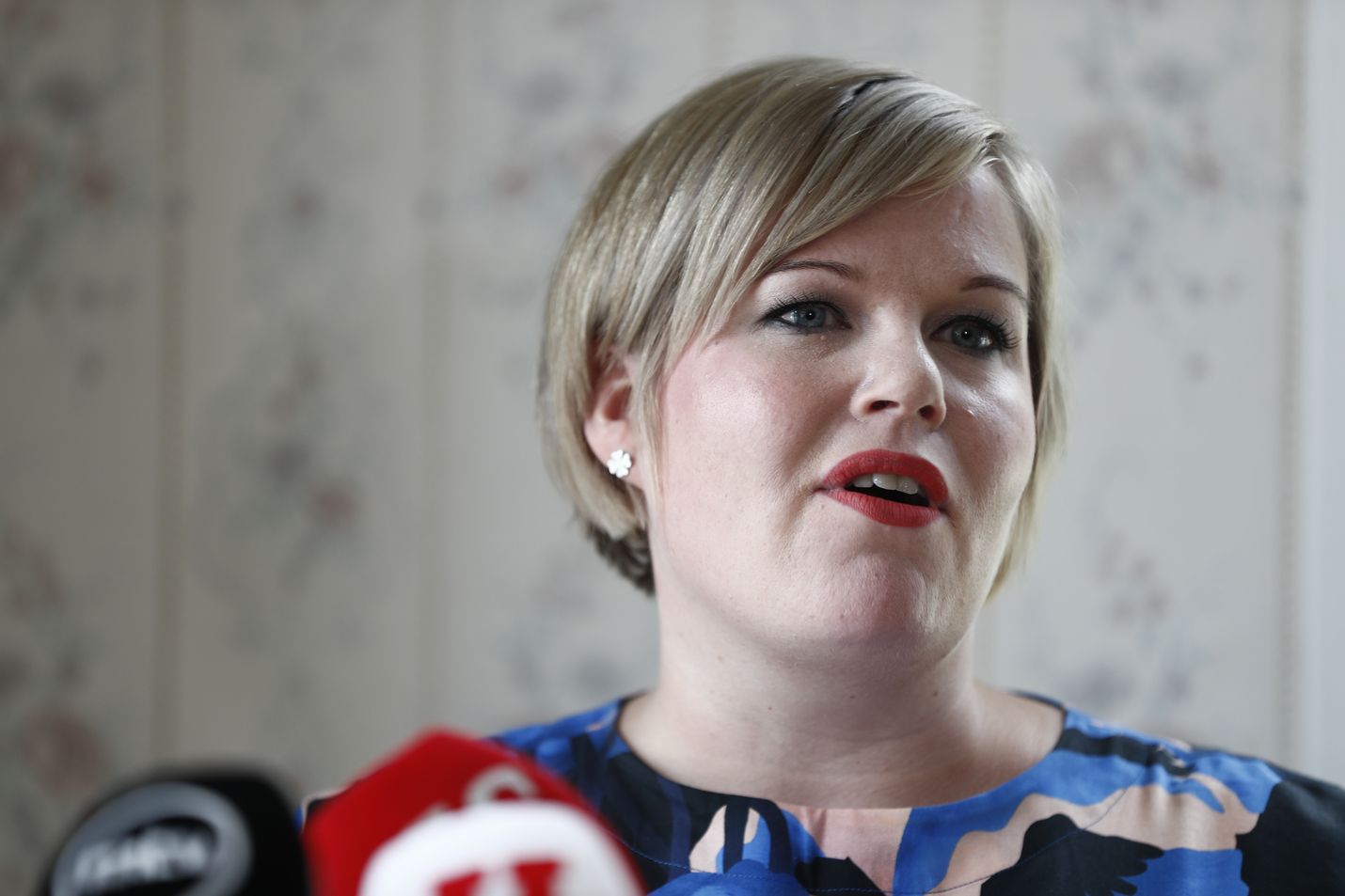 Annika Saarikolle oli vaikea päätös lähteä haastamaan Katri Kulmunia.