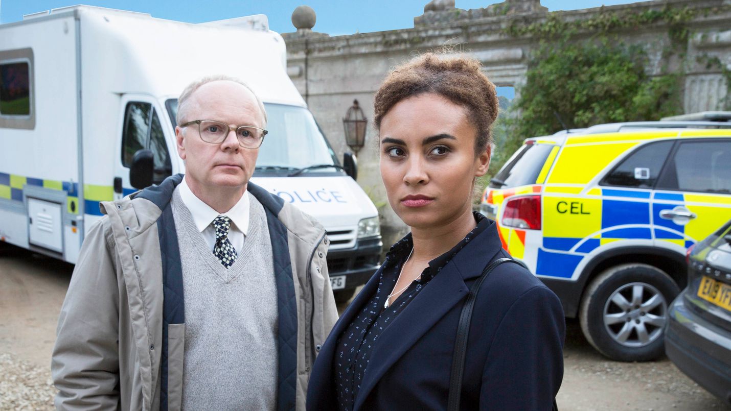 Dodds (Jason Watkins) ja Lauren McDonald (