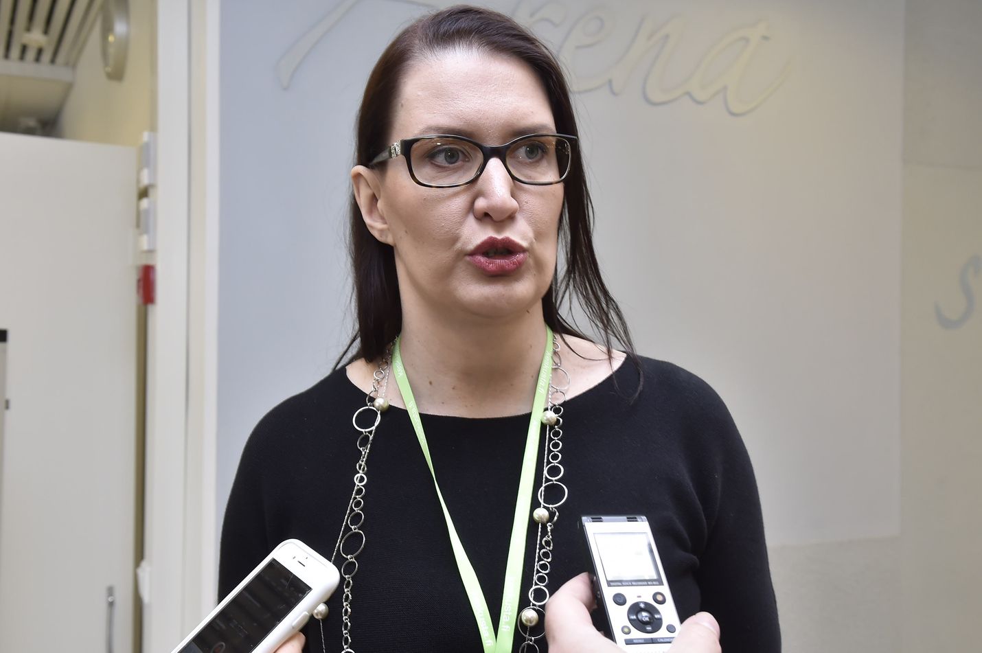 Keskustan puoluesihteeri Riikka Pirkkalainen avasi puoluekokouksen uusia linjauksia torstaina Helsingissä.