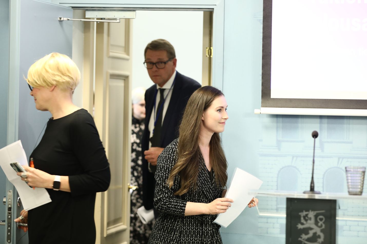 Hallitus kertoi tiedotustilaisuudessa ensi vuoden talousarviosta pääministeri Sanna Marinin johdolla keskiviikkona.