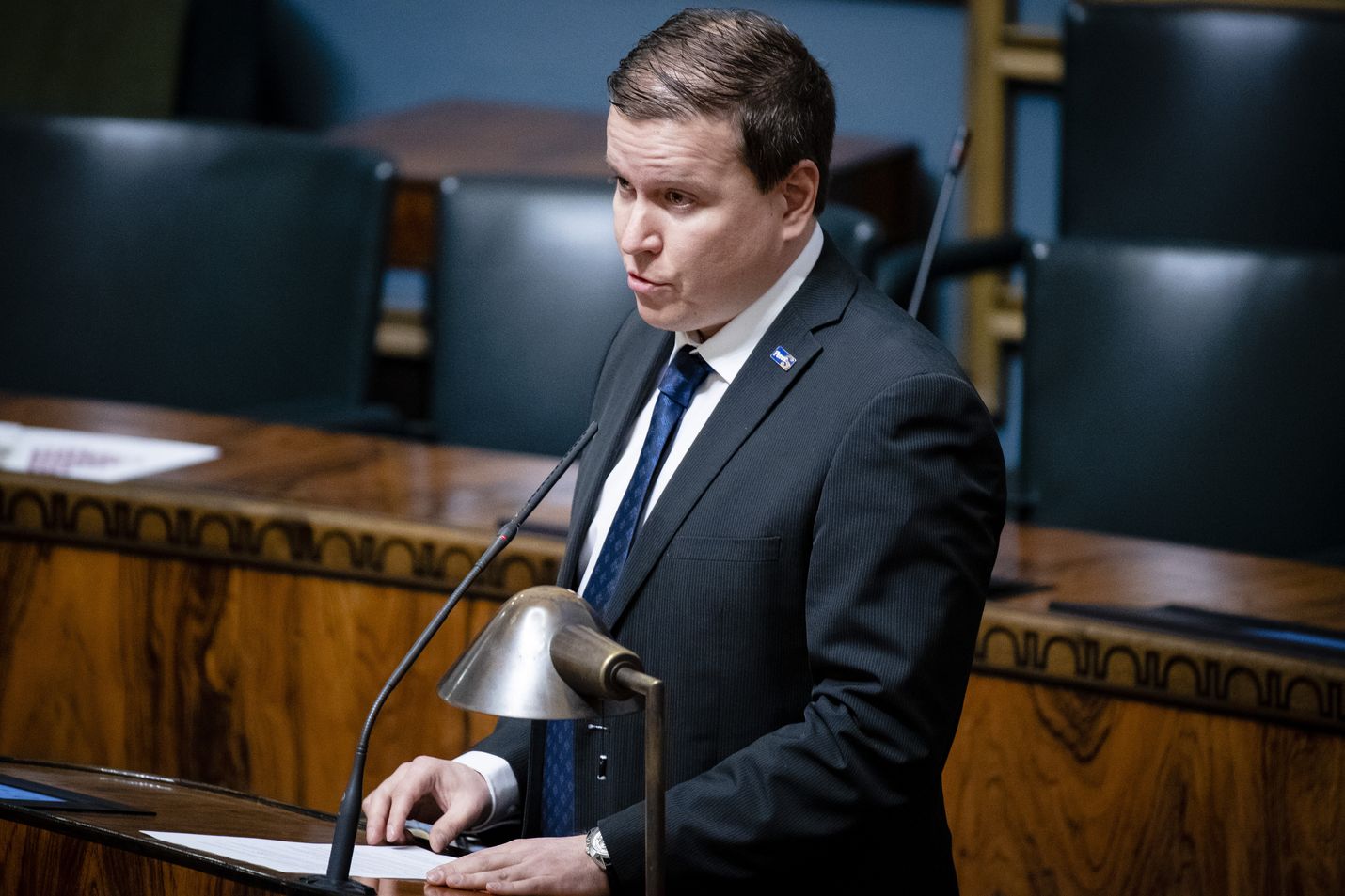 Perussuomalaisten ryhmänjohtaja Ville Tavio palaa tänään eduskuntaan saatuaan koronasta negatiivisen testituloksen.