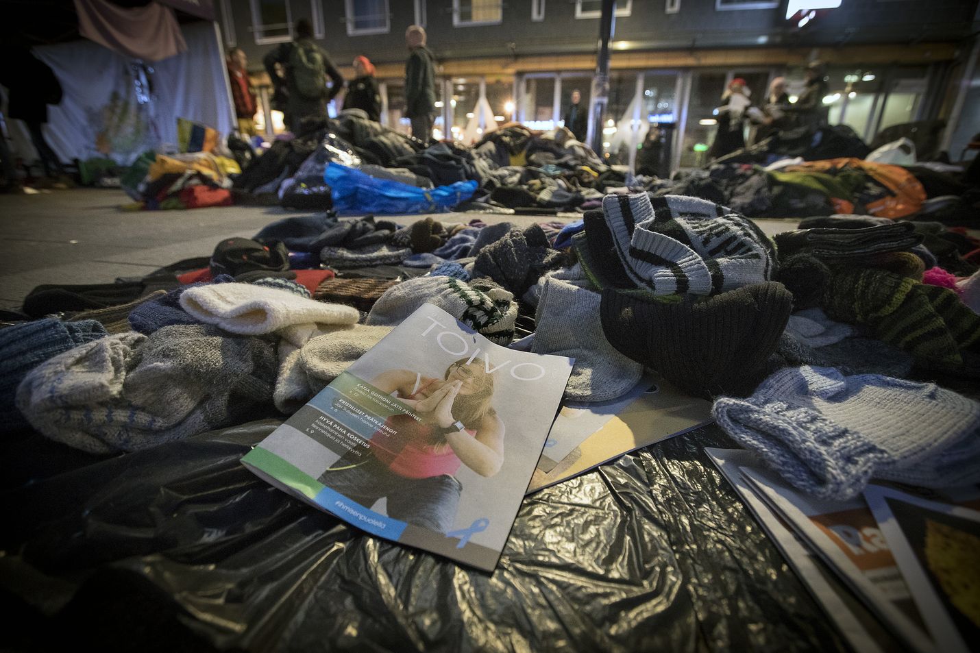 Lauantaina vietetään Asunnottomien yötä. Tapahtuma muistuttaa siitä, että Suomessakin elää tuhansia ihmisiä ja satoja perheitä ilman vakituista asuntoa.