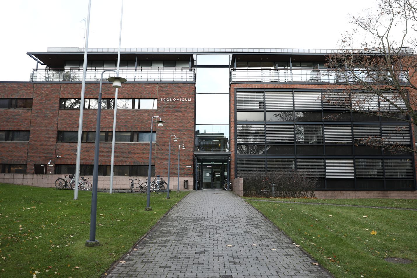 Valtion taloudellisen tutkimuskeskuksen (kuvassa) eli Vattin ylijohtajanimitys on herättänyt useiden taloustieteilijöiden keskuudessa kovaa kritiikkiä nimityksen valmistellutta valtiovarainministeriötä kohtaan.