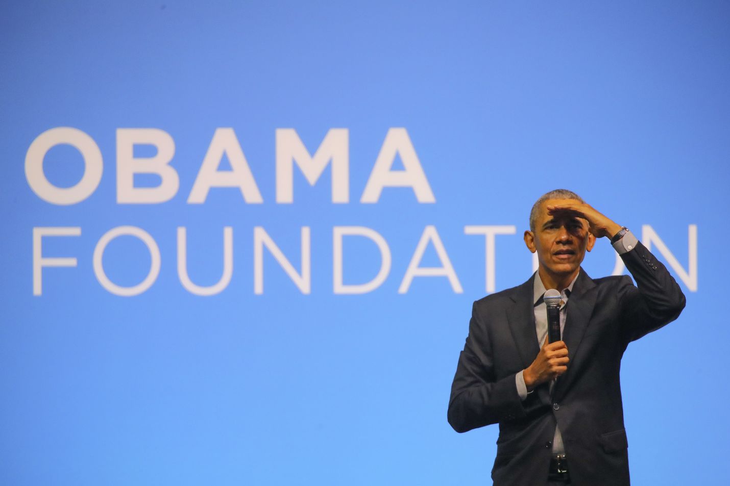 Ex-presidentti Barack Obaman uusi muistelmateos ilmestyy tiistaina. Hänet kuvattiin vuosi sitten Malesiassa Obama-säätiön tapahtumassa.