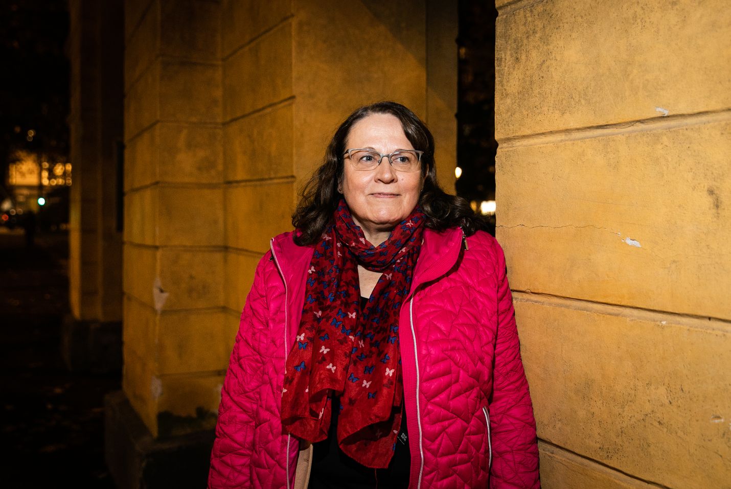Geologi Kirsti Loukola-Ruskeeniemi oli vuosina 2004–2007 EU-hankkeessa, jossa kehitettiin Talvivaarassa sittemmin käytössä ollutta bioliuotusmenetelmää. "Emme saaneet sitä toimimaan."