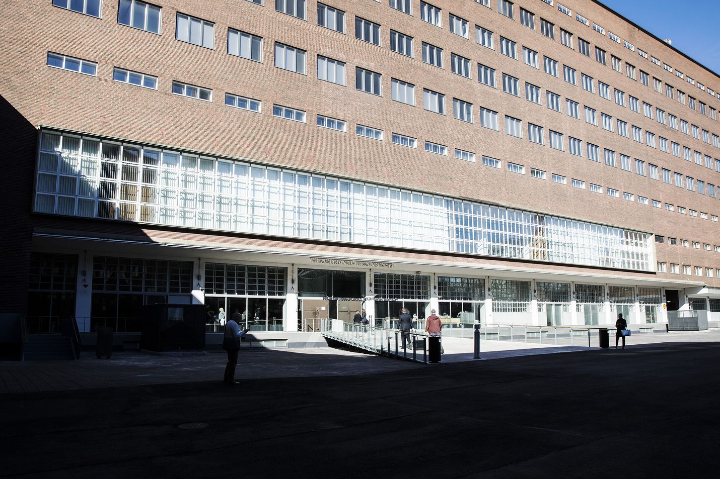Turvapaikanhakijan valekuolemaan liittyvä oikeudenkäynti on peruttu. Sen oli määrä alkaa tänään maanantaina.
