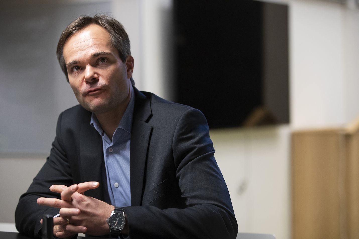 Kokoomuksen vaihtoehtobudjetti tähtää vahvasti uuteen nousuun, eduskuntaryhmän puheenjohtaja Kai Mykkänen sanoi.