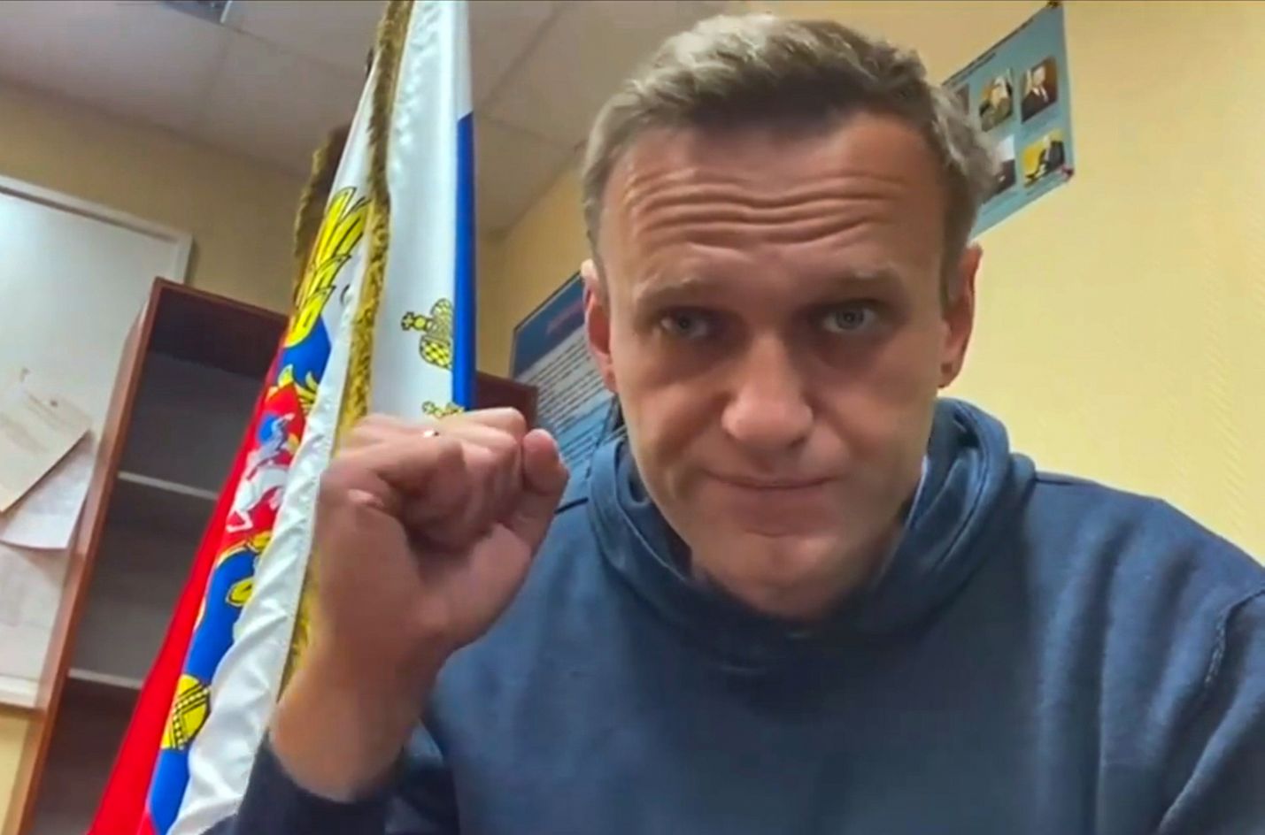 Aleksei Navalnyi puhui videolle viime maanantaina moskovalaisella poliisiasemalla, jossa oikeus määräsi hänet pidätettäväksi 30 vuorokaudeksi. Navalnyi pidätettiin edellisenä päivänä passintarkastuksessa lentokentällä, kun hän oli saapunut kotimaahansa Berliinistä.