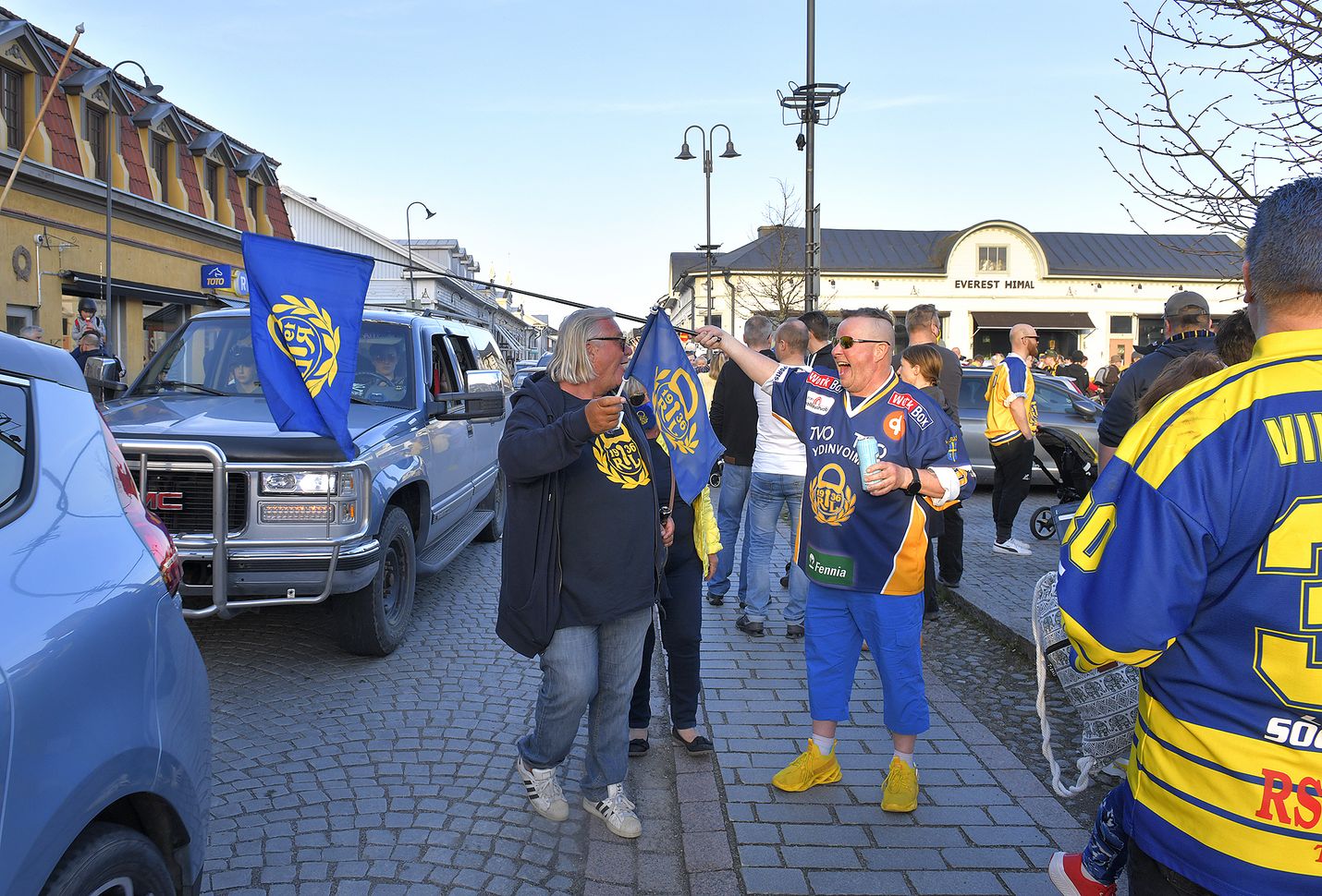 Kirjoittaja iloitsee raumalaisten mukana.