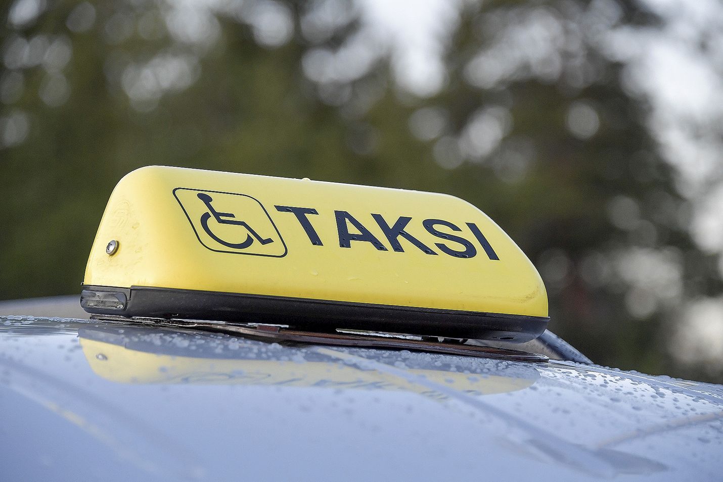 Sotekyydeillä tarkoitetaan sosiaalihuoltolain ja vammaispalvelulain mukaiseen asiointiin ja virkistykseen tarkoitettuja matkoja.