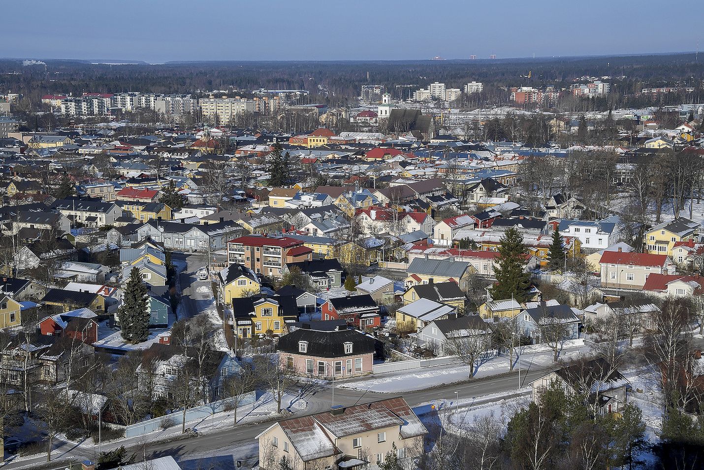 Raumalla syntyi viime vuonna selvästi enemmän ilmastopäästöjä asukasta kohden kuin Porissa.  