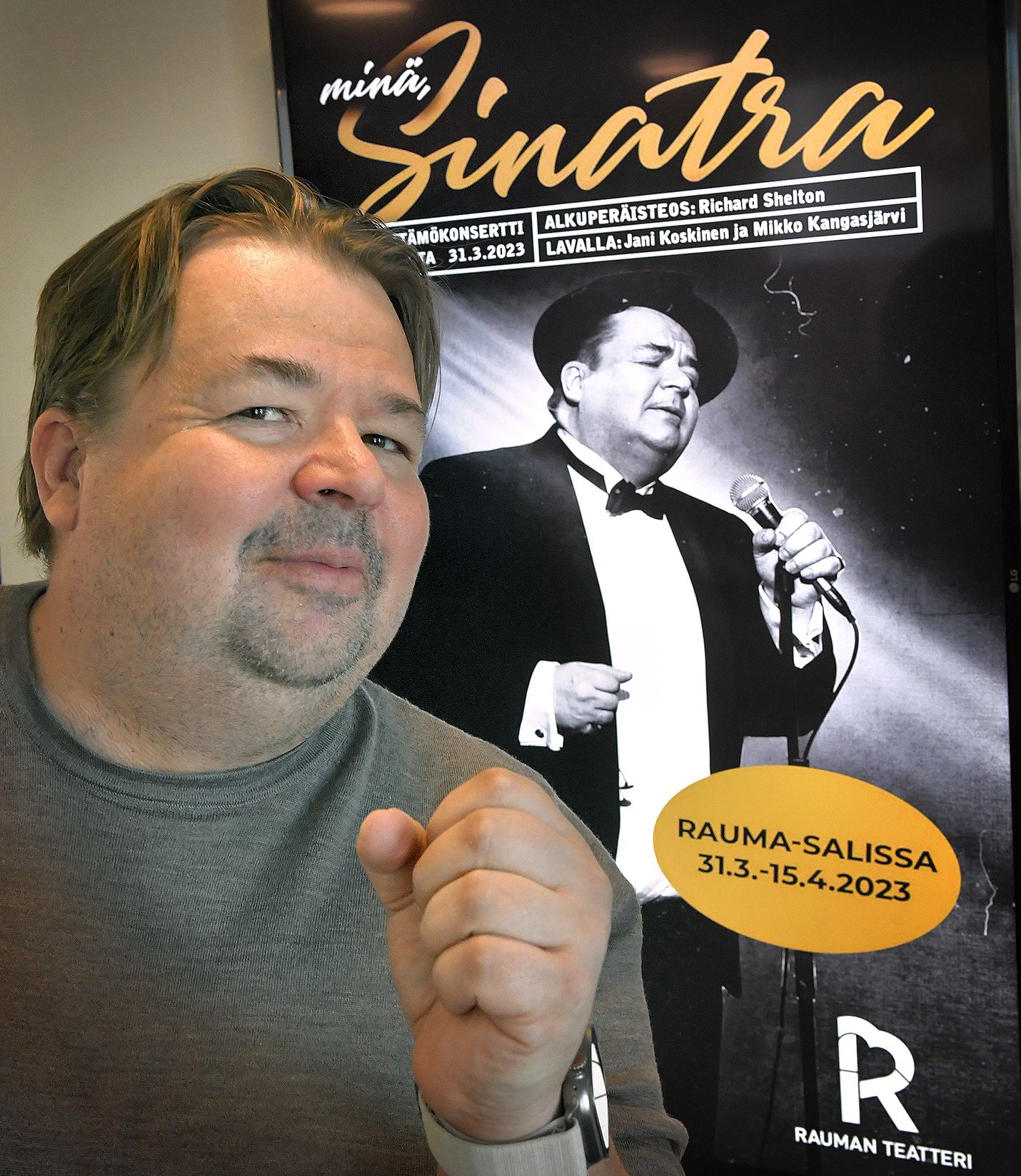 Jani Koskinen on Frank Sinatra Rauman teatterin uudessa vierailuesityksessä. Rooli on erilainen, sillä Koskisella    on näyttämöllä seuranaan vain pianisti.