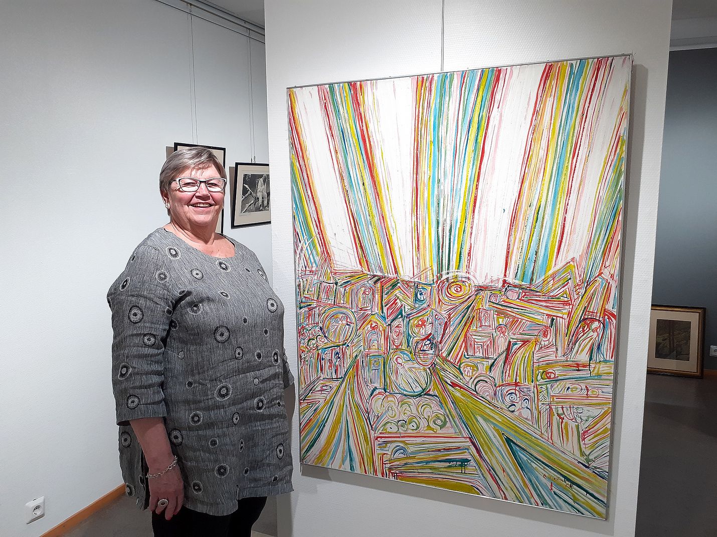 Crusellissa on esillä Eero Rantasen taidekokoelman taidetta. Kaarina Vikman on Eero Rantasen taidekokoelmien ystävät ry:n puheenjohtaja.
