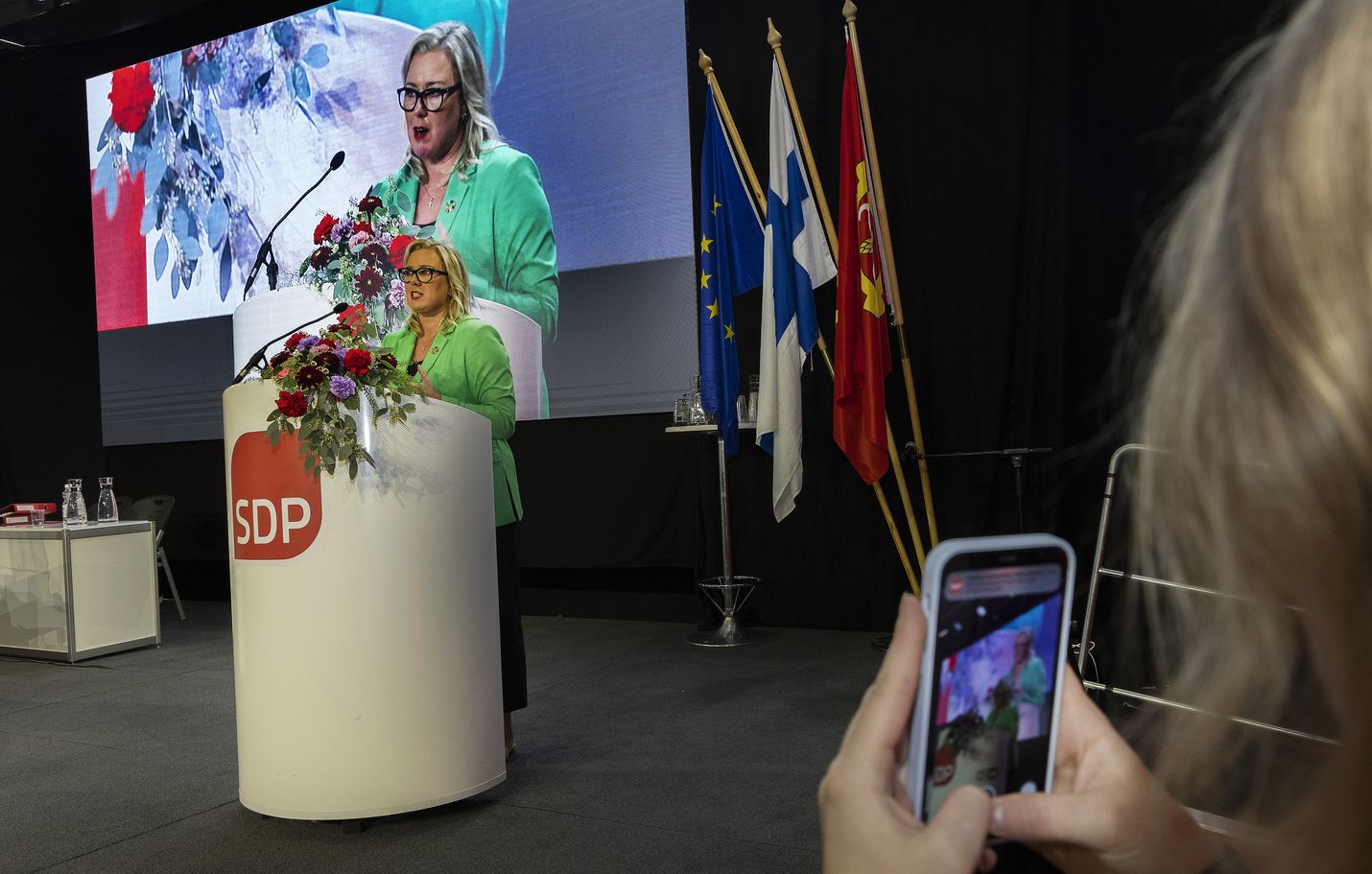 Komissaari Jutta Urpilainen kertoi sdp:n puoluekokouksessa syyskuussa, että hän kertoo mahdollisesta presidenttiehdokkuudestaan marraskuun lopulla. Puoluekokouspuheensa jälkeen Urpilaista ei ole kotimaan mediassa juuri näkynyt.