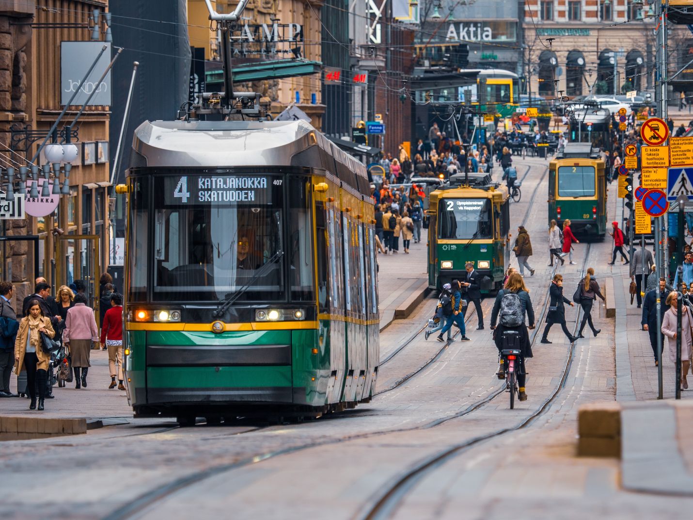 Katso, mikä saisi suomalaisen muuttamaan toiselle paikkakunnalle – Helsinki  suosituimpien kaupunkien kärjessä