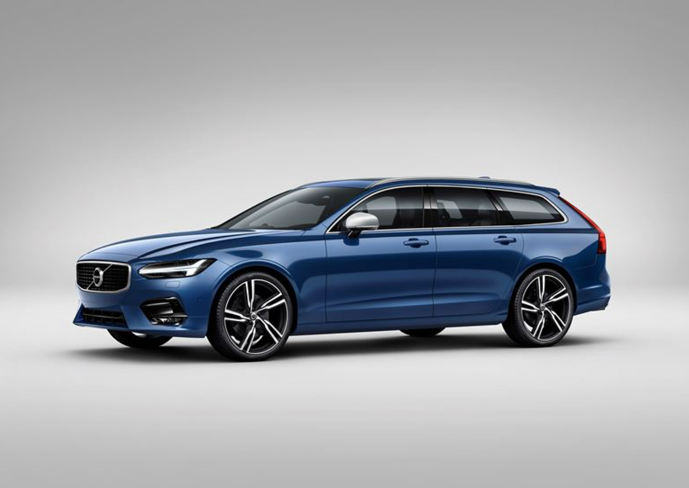 Volvo V90 R-design.
