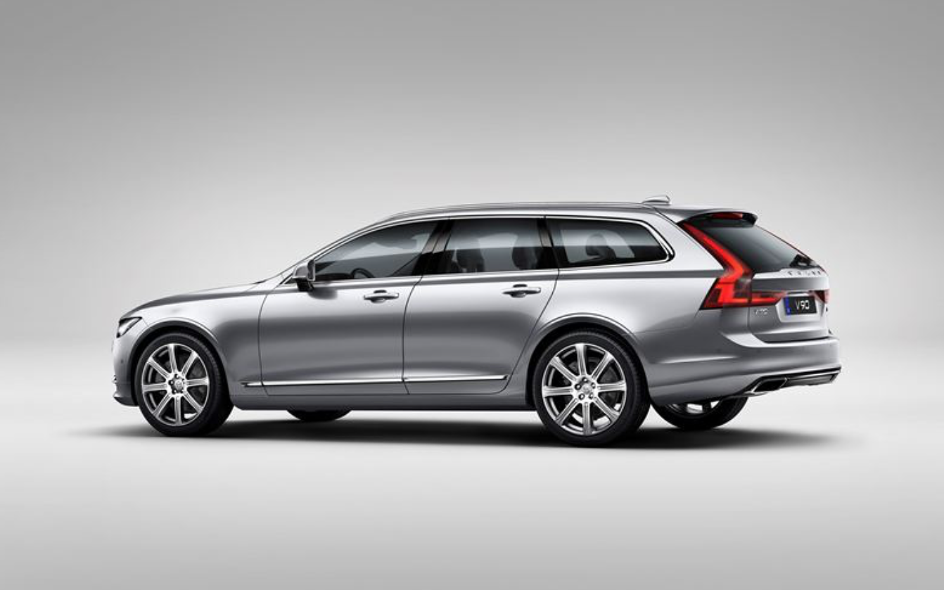 Volvo V90.