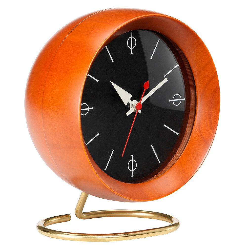 A product image of Vitra's wooden Chronopak table clock.