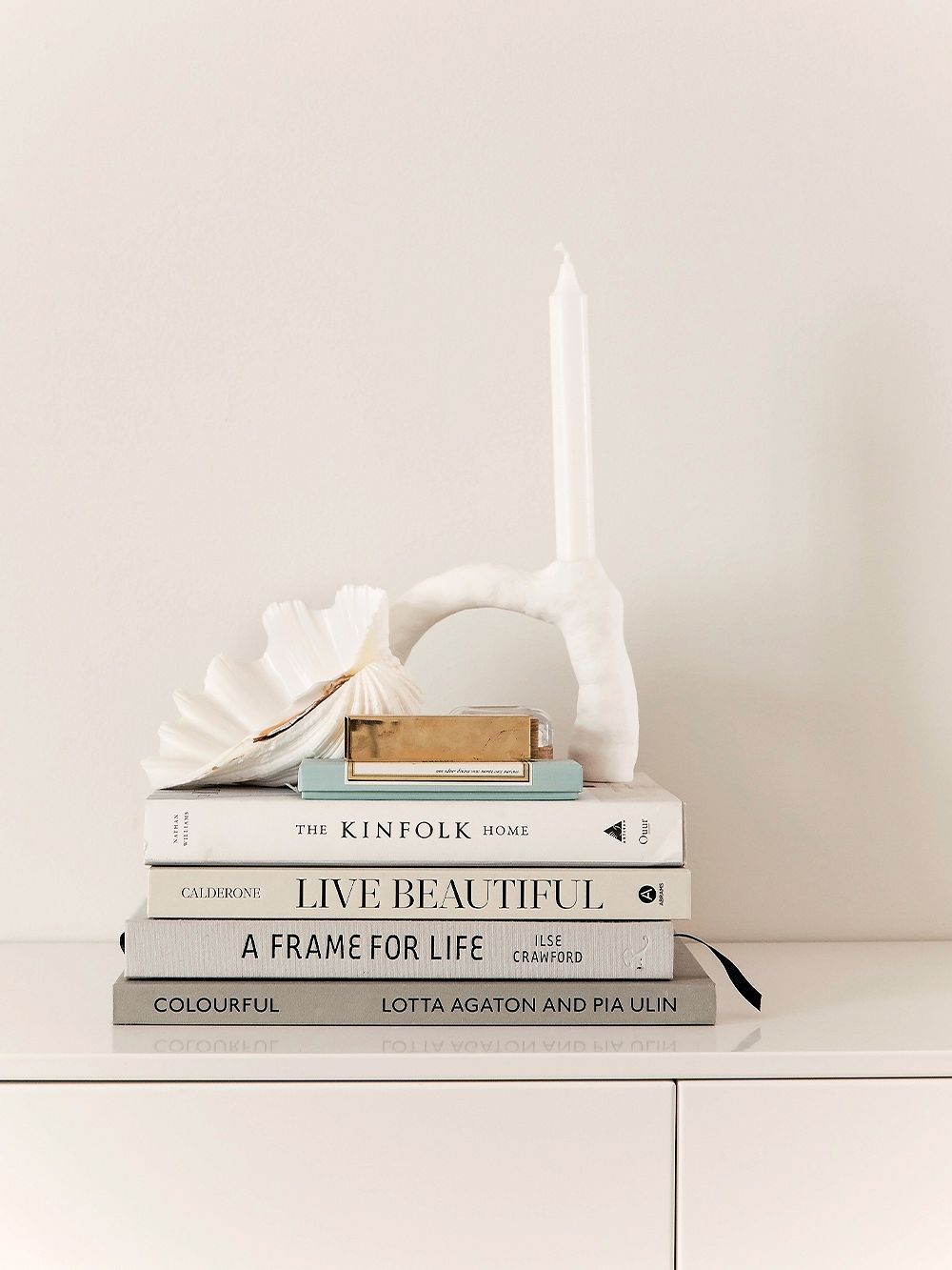 Artisan Books The Kinfolk Home: Interiors for Slow Living