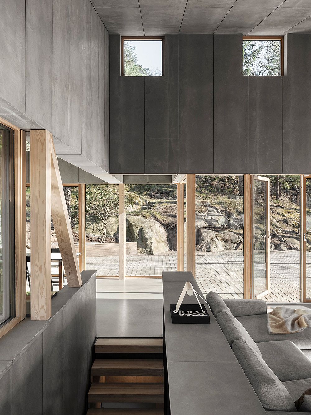 Kuva, jossa Olsson Lyckefors -arkkitehtuuritoimiston suunnitteleman Villa Radalin sisätilat.