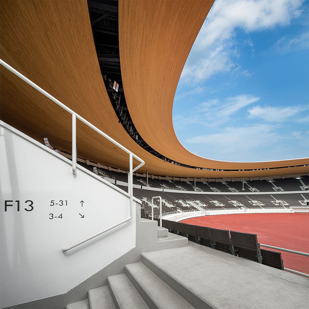 Helsingin Olympiastadionin uusittu katsomo