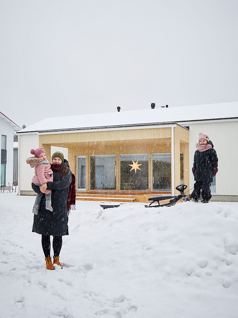 Talvinen kuva omakotitalosta Oulussa