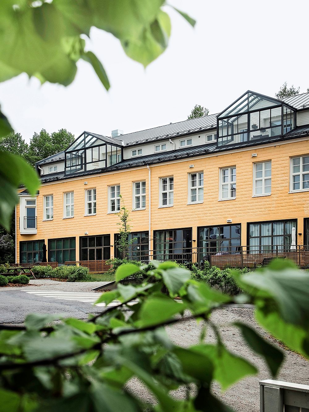 Loft-elämää vanhalla paloasemalla