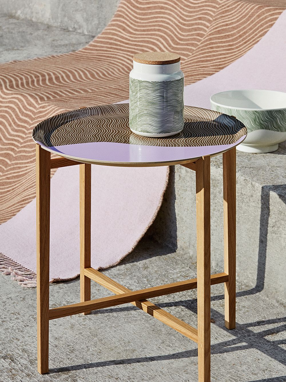 An image of Marimekko's tray table legs combined with a Gabriel Näkki tray.