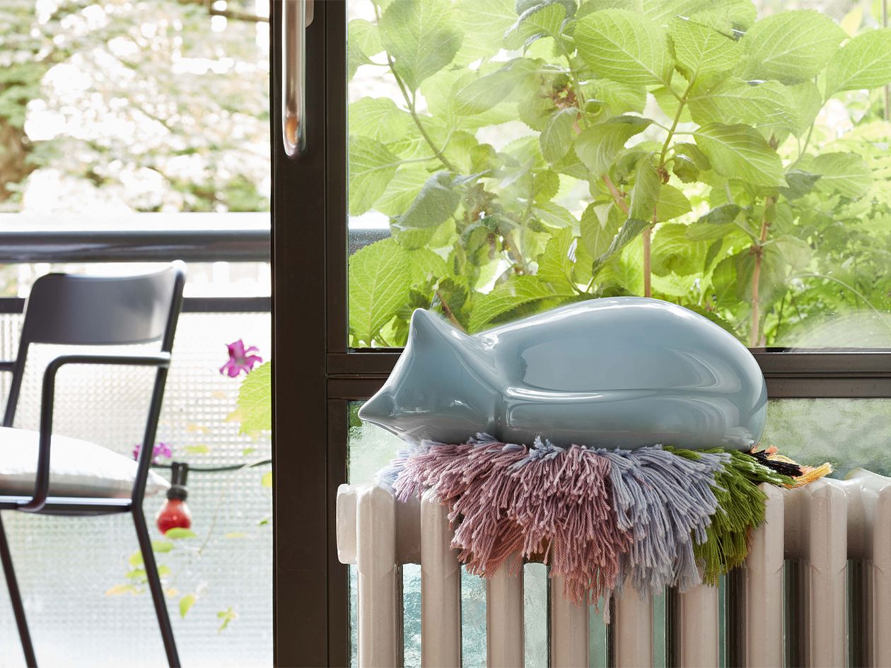 Vitra Resting Cat, vaaleansininen