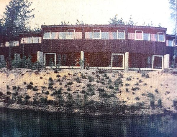 Ferienhäuser direkt am Wasser in Het Vennenbos 1970