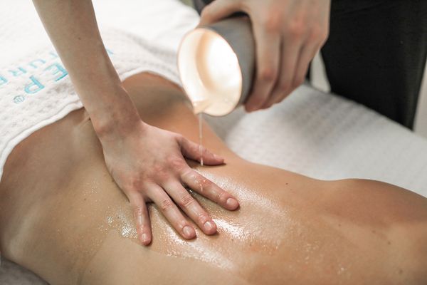 Envie d’être enveloppée dans une douce chaleur pendant votre massage ?