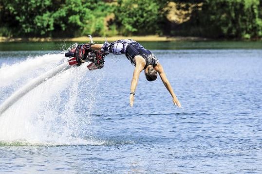 flyboarding 