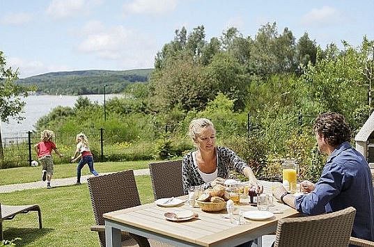 Breakfast outside