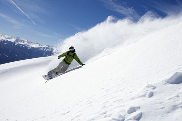 Les sports d'hiver chez Center Parcs : nos destinations de ski en un coup d'œil ! 