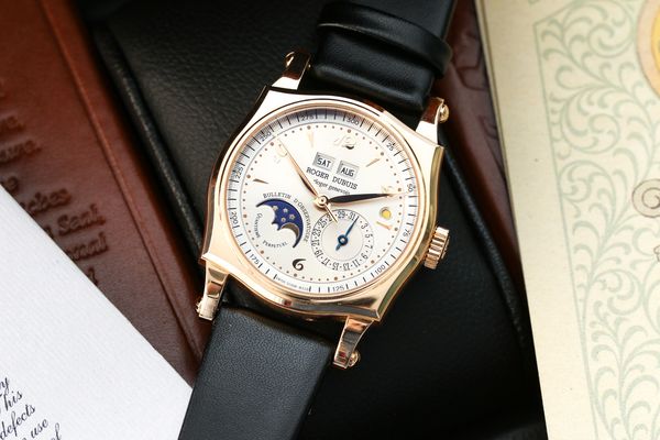 Lot 890 Roger Dubuis Sympathie Perpetual Calendar in pink gold
