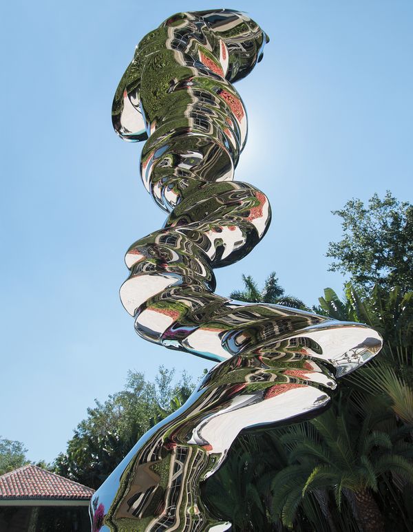 Tony Cragg's 15-foot work inspires intriguing dialogues between sculptor, sculpture and surroundings.