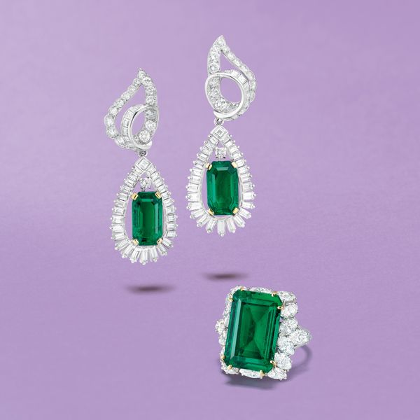 Celebrated as the ‘Jeweler of Kings,’ Cartier has continuously pushed boundaries, while maintaining the fundamental belief that gemstones guide each creation. These two pieces from the 1960s are a testament to Cartier’s distinctive understanding of individual gemstones as expressing their own unique personality.