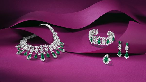 The ‘superfood’ of emeralds and even a red carpet appearance — here are 10 things you might not have known about Zambian emeralds.