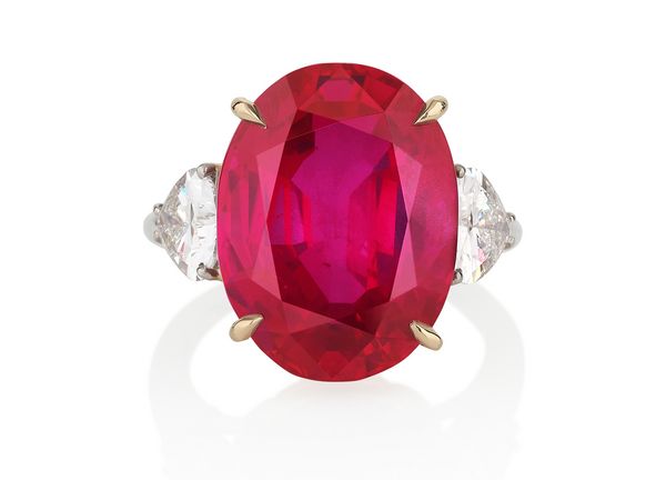 We can't take our eyes off these highlights from The Geneva Jewels Auction: THREE.