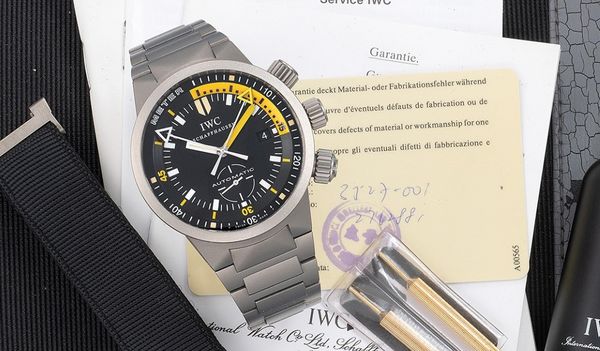It's never been easier to enjoy the thrill of a watch auction from the comfort of your home. 